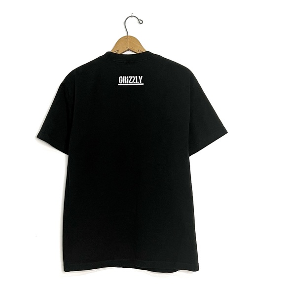 Grizzly | Graphic Pocket Tee - Picture 2 of 5